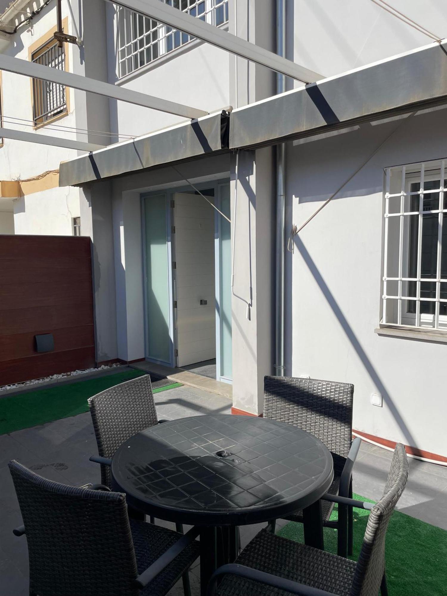 فيلا H&H Casa En Centro De غرناطة المظهر الخارجي الصورة